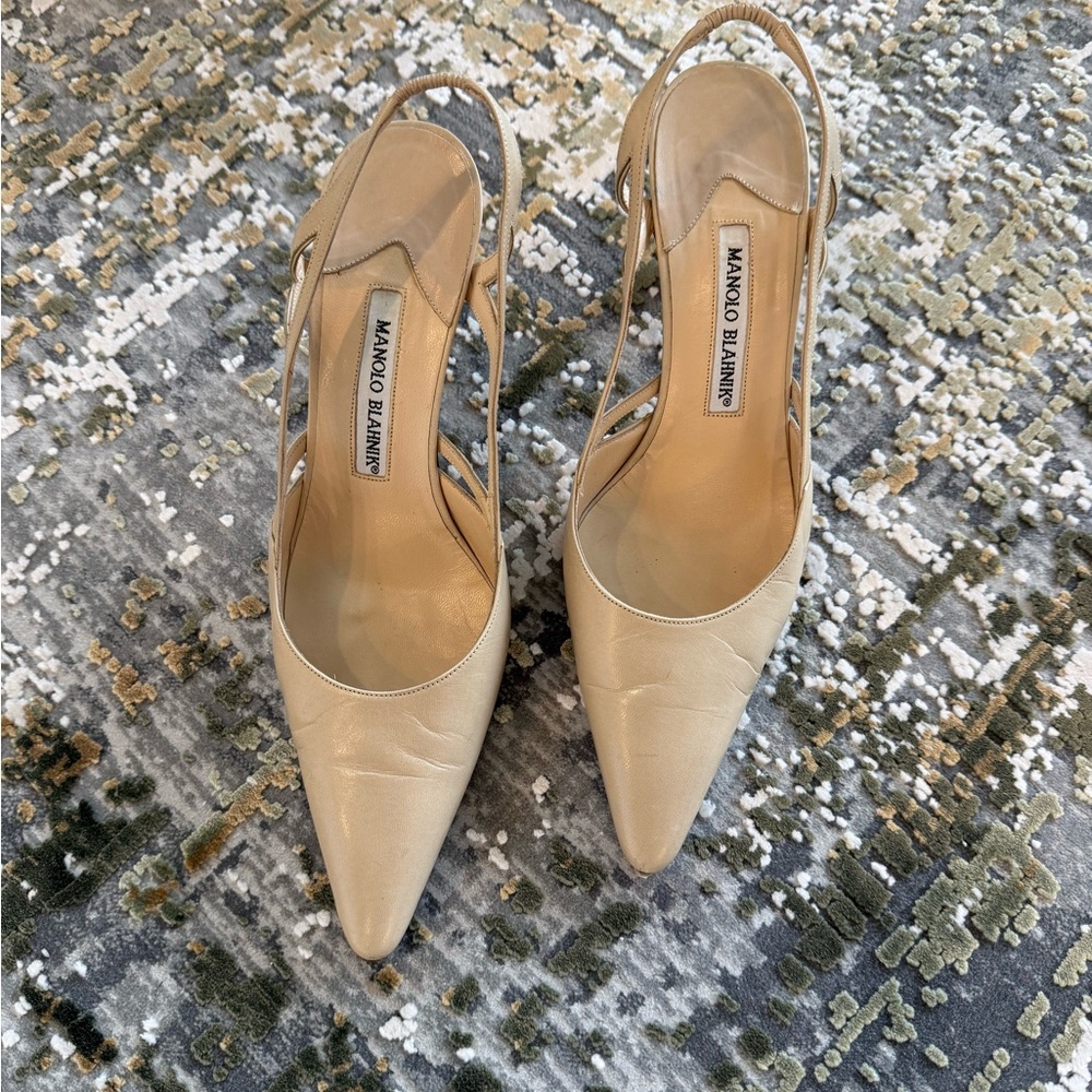 Manolo Blahnik beige heels